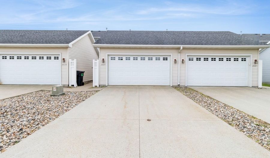 2627 Stange Rd, Ames, IA 50010 - 3 Beds, 4 Bath