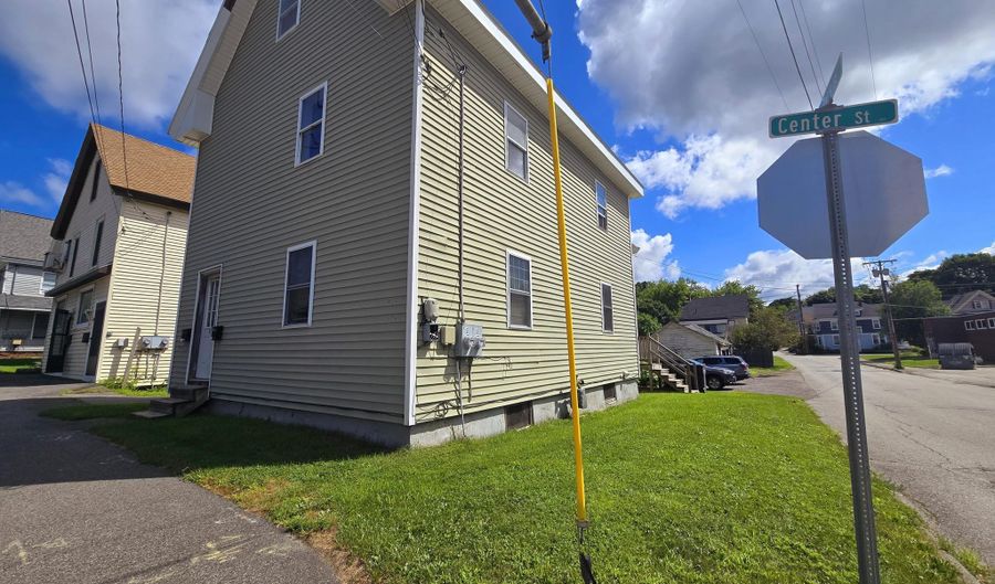 175 Center St, Bangor, ME 04401 - 0 Beds, 2 Bath