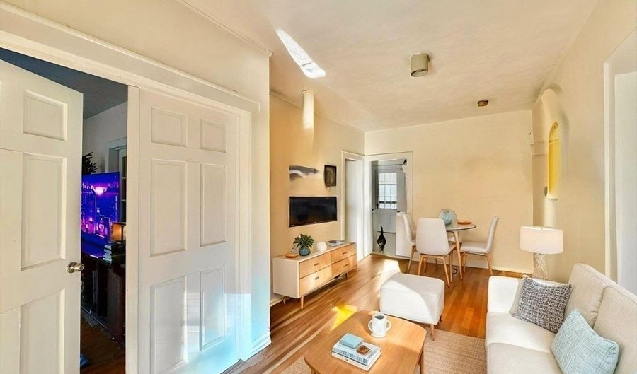 1466 Commonwealth Ave 3, Boston, MA 02135 - 4 Beds, 1 Bath