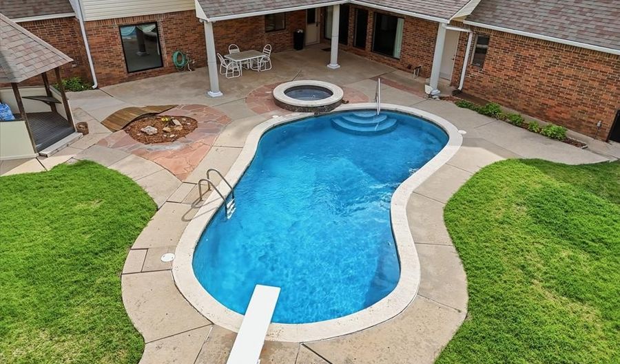 8204 Brownsville Ln, Bethany, OK 73008 - 4 Beds, 5 Bath