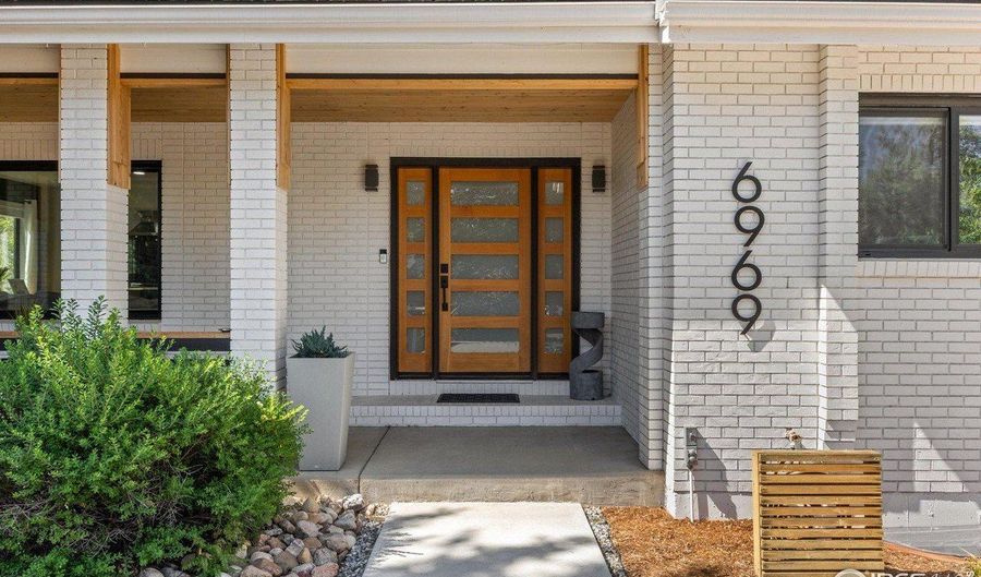 6969 Harvest Rd, Boulder, CO 80301 - 6 Beds, 4 Bath
