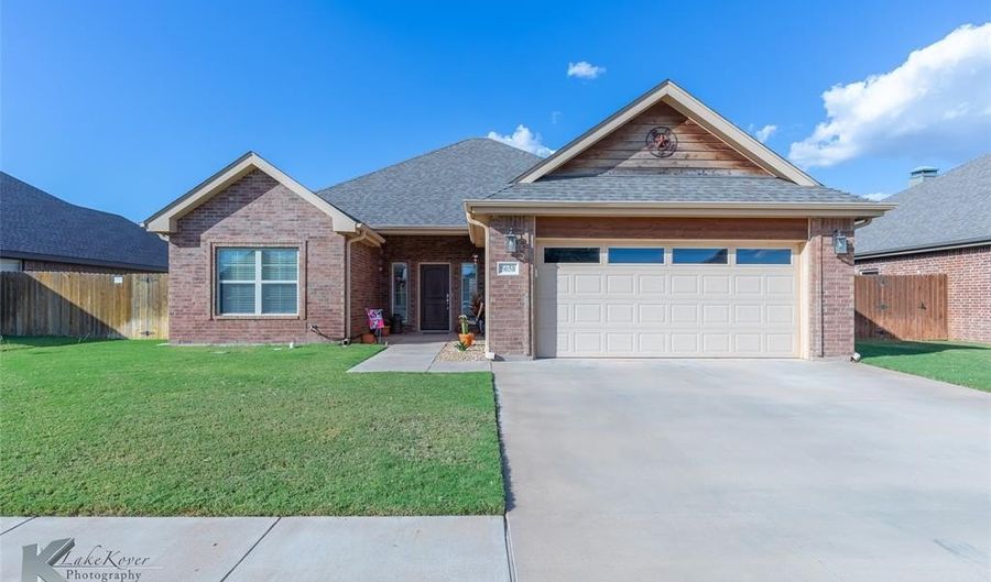 5658 Abbey Rd, Abilene, TX 79606 - 3 Beds, 2 Bath