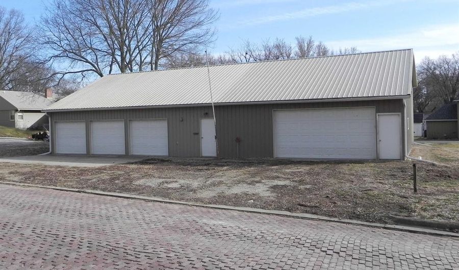 907 Court Ave, Bedford, IA 50833 - 0 Beds, 0 Bath