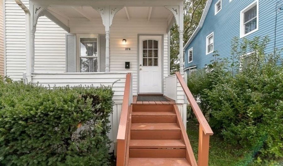 376 E Blackwell St, Andover, NJ 07801 - 3 Beds, 1 Bath