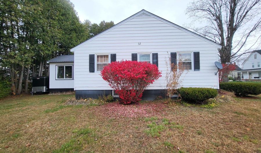 7 Grant Ave, Barre, VT 05641 - 2 Beds, 2 Bath