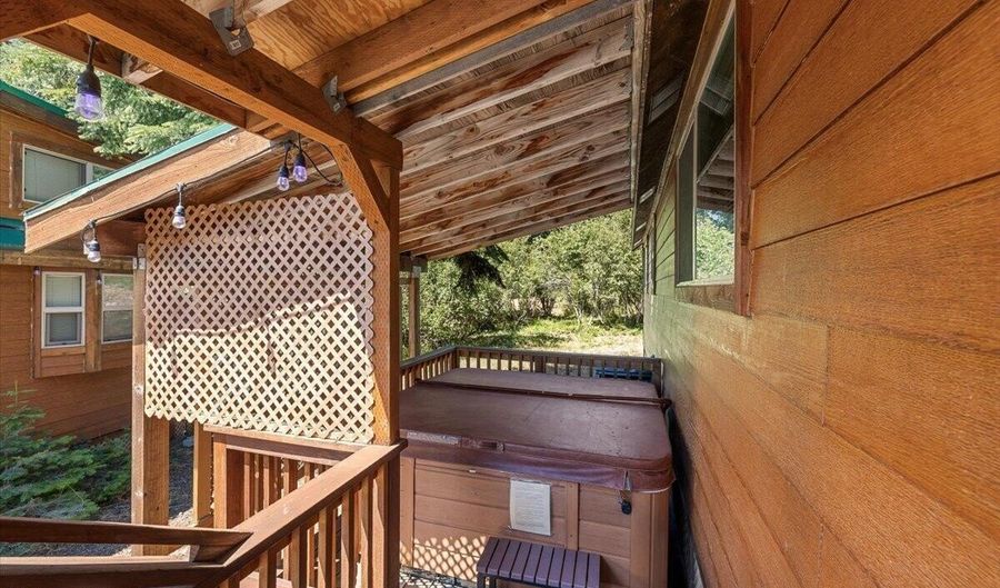 7900 Hyatt Prairie Rd # 17, Ashland, OR 97520 - 1 Beds, 1 Bath