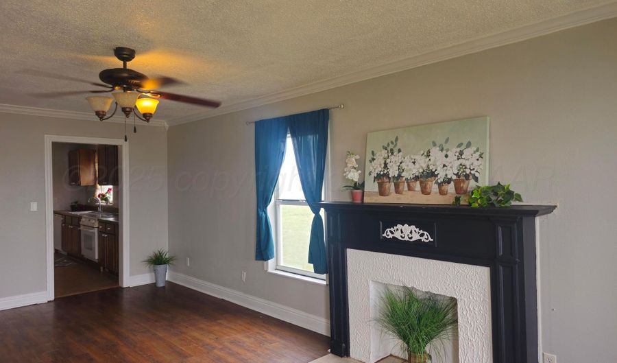 8015 Upton Rd, Amarillo, TX 79119 - 2 Beds, 1 Bath