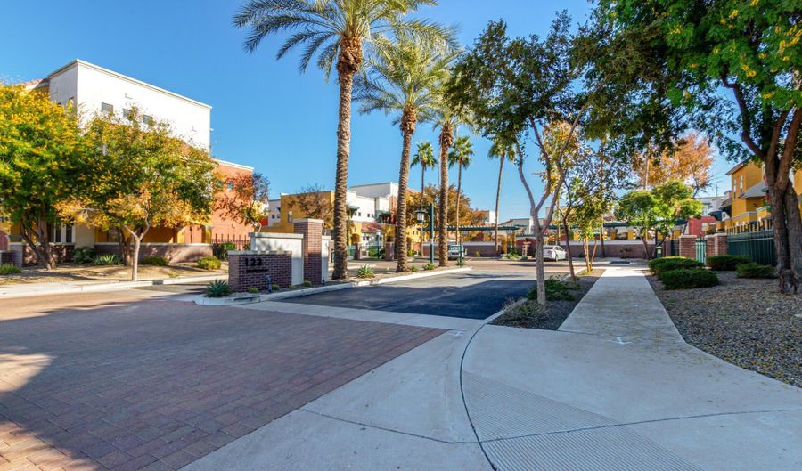 123 N WASHINGTON St 23, Chandler, AZ 85225 - 2 Beds, 2 Bath