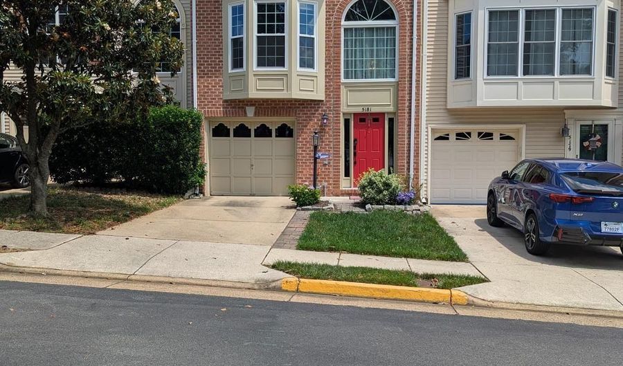 5181 BALLYCASTLE Cir, Alexandria, VA 22315 - 3 Beds, 3 Bath