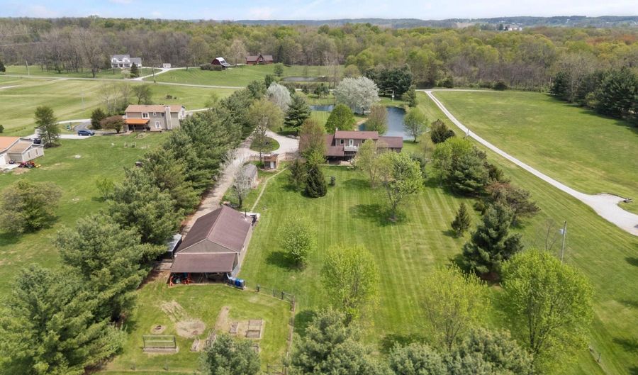 2377 Hardscrabble Rd, Alexandria, OH 43001 - 4 Beds, 3 Bath