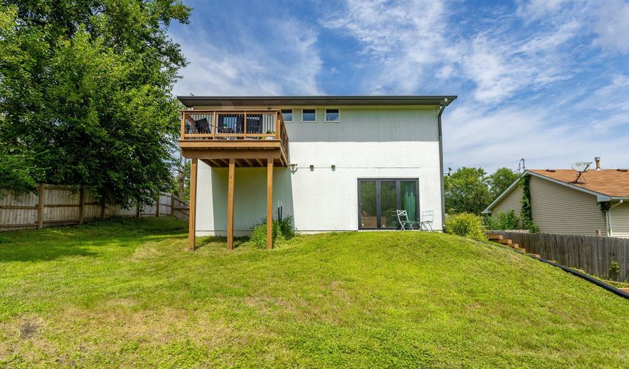 508 Wall Ave, Des Moines, IA 50315 - 4 Beds, 2 Bath