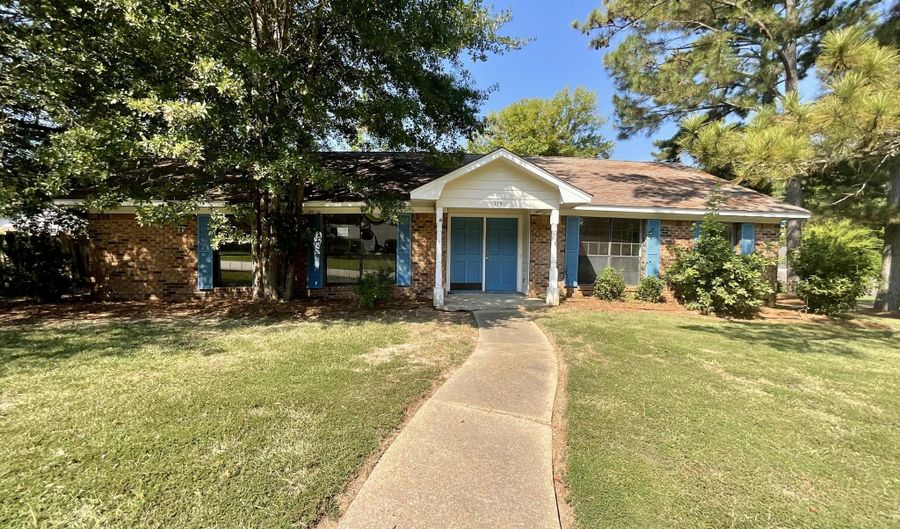 114 Bellegrove Blvd, Brandon, MS 39047 - 3 Beds, 2 Bath
