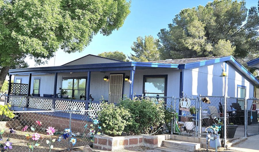 3145 W Citrus Rd, Benson, AZ 85602 - 3 Beds, 2 Bath