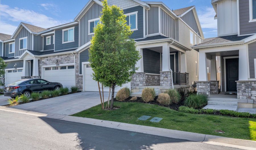 15230 S TACK, Bluffdale, UT 84065 - 3 Beds, 3 Bath