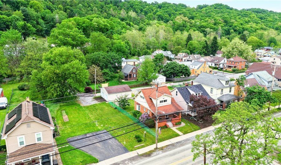 101 Ambridge Ave, Ambridge, PA 15003 - 2 Beds, 0 Bath
