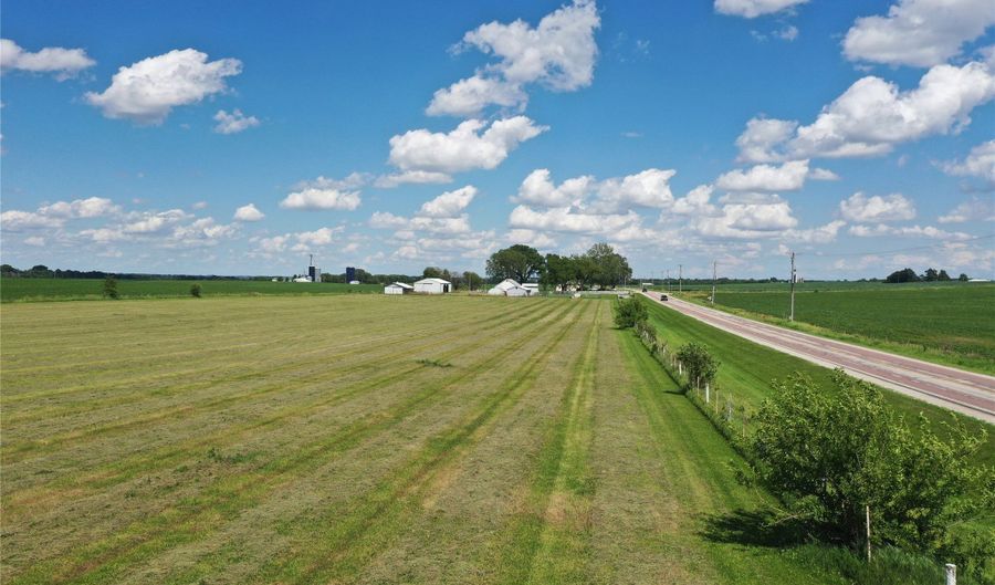 17525 Old Highway 6, Adel, IA 50003 - 3 Beds, 2 Bath