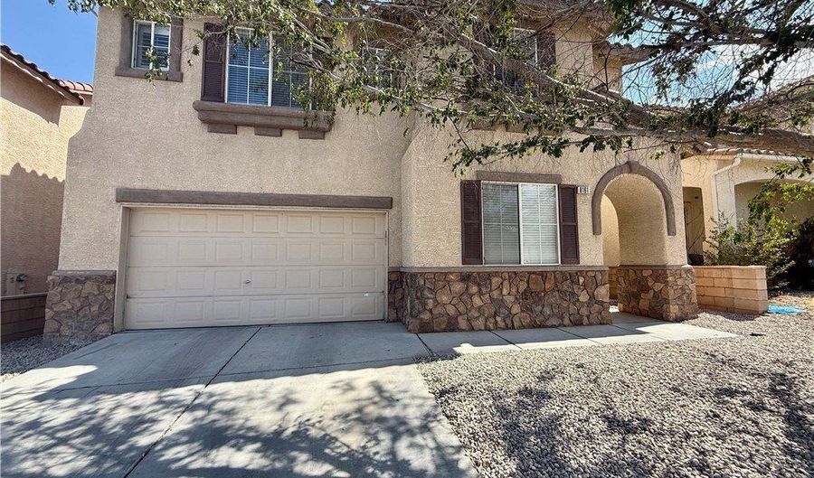 8161 Palace Monaco Ave, Las Vegas, NV 89117 - 4 Beds, 3 Bath