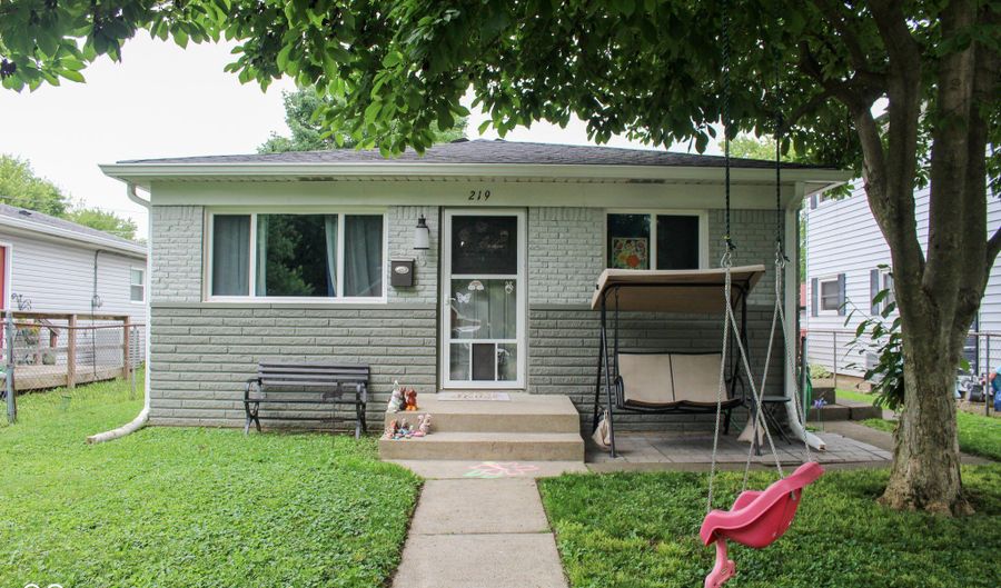 219 N 9th Ave, Beech Grove, IN 46107 - 3 Beds, 1 Bath
