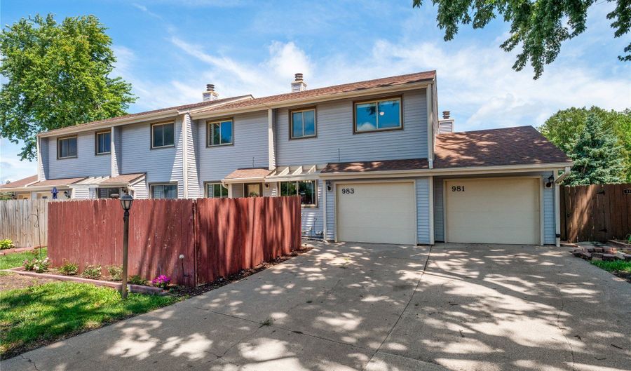 983 10th Ave NW, Altoona, IA 50009 - 3 Beds, 3 Bath