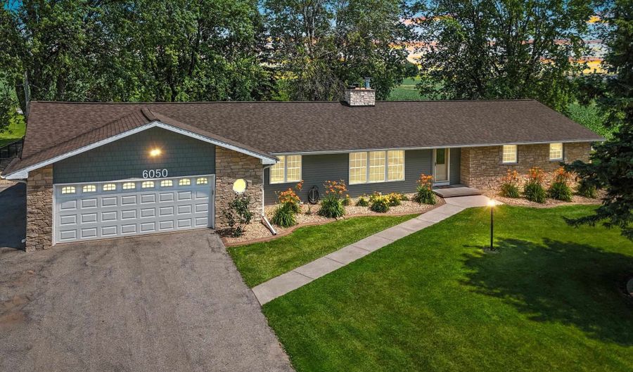 6050 N FRENCH Rd, Appleton, WI 54913 - 5 Beds, 4 Bath