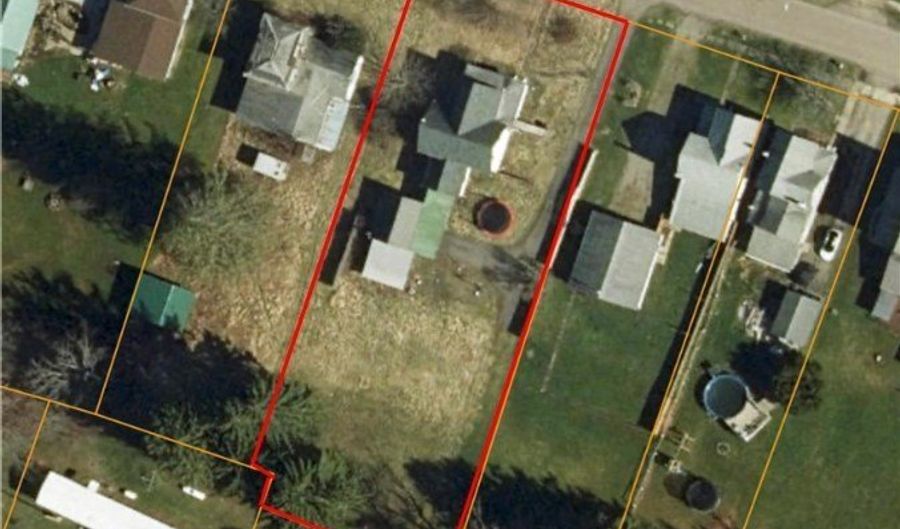 41 Brooklyn St, Angelica, NY 14709 - 3 Beds, 2 Bath