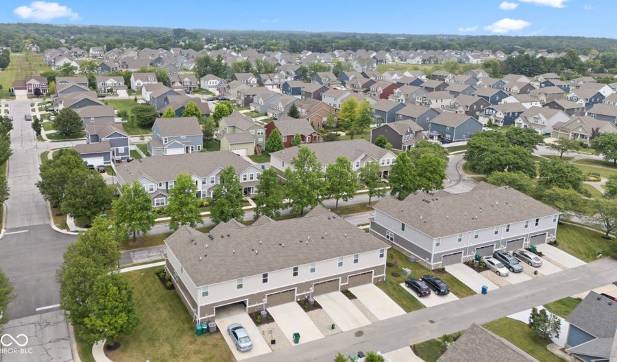 7265 Governors Row, Avon, IN 46123 - 3 Beds, 3 Bath
