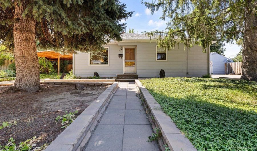 4019 W Hoover St, Boise, ID 83705 - 3 Beds, 1 Bath