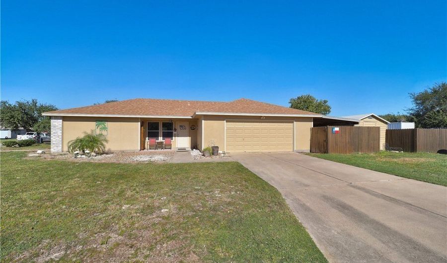 119 Misty Ln, Aransas Pass, TX 78336 - 3 Beds, 2 Bath