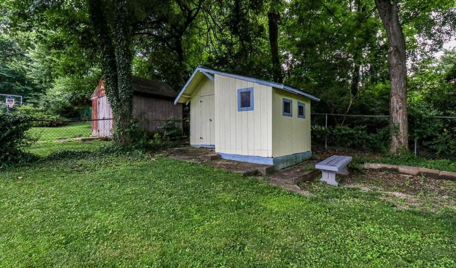 1431 Collinsdale Ave, Anderson Twp., OH 45230 - 3 Beds, 2 Bath