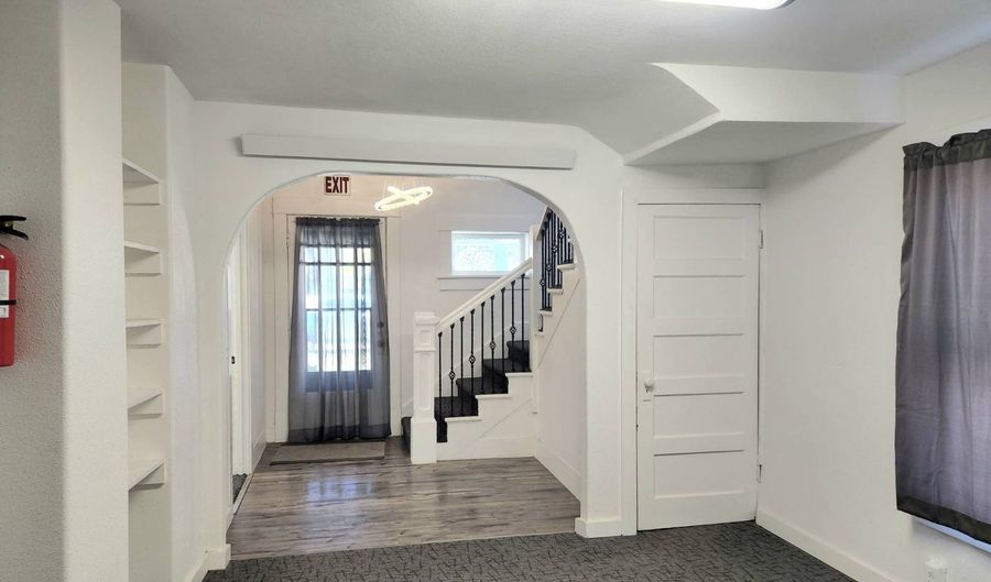 407 Laramie Ave, Alliance, NE 69301 - 0 Beds, 2 Bath