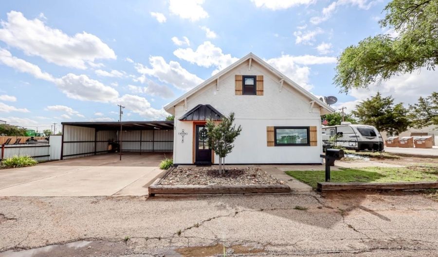 209 D Ave, Abernathy, TX 79311 - 3 Beds, 2 Bath