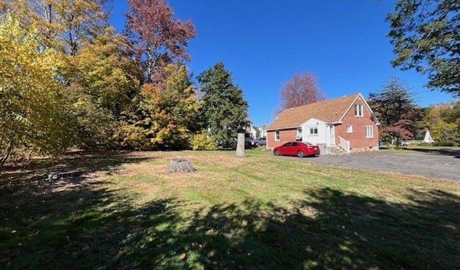 437 Stafford Ave, Bristol, CT 06010 - 3 Beds, 2 Bath