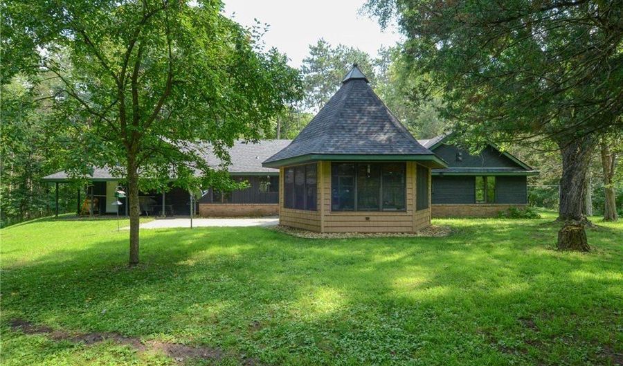 16060 Putnam Blvd S, Afton, MN 55001 - 4 Beds, 2 Bath