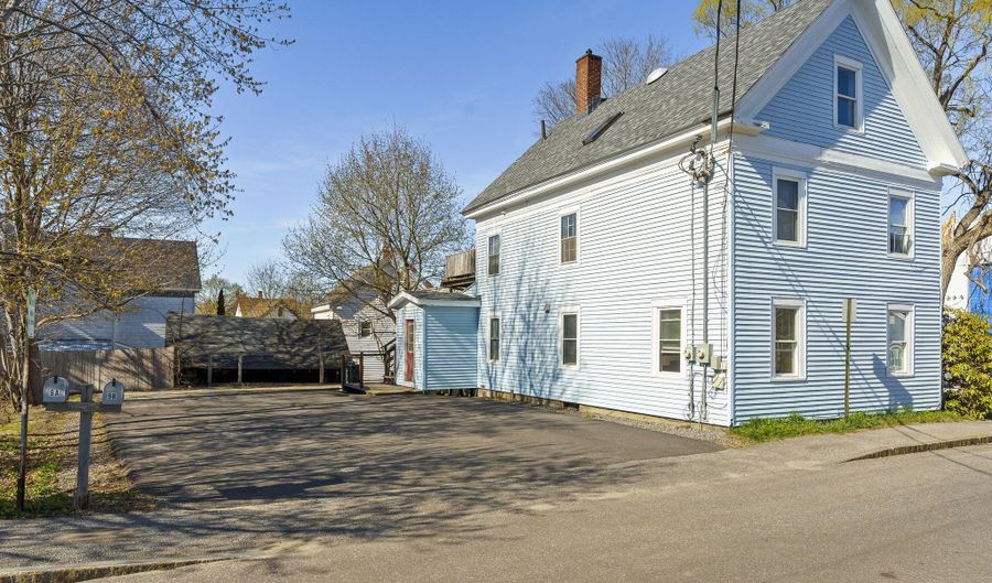 9 Pleasant St, Bath, ME 04530 - 0 Beds, 2 Bath
