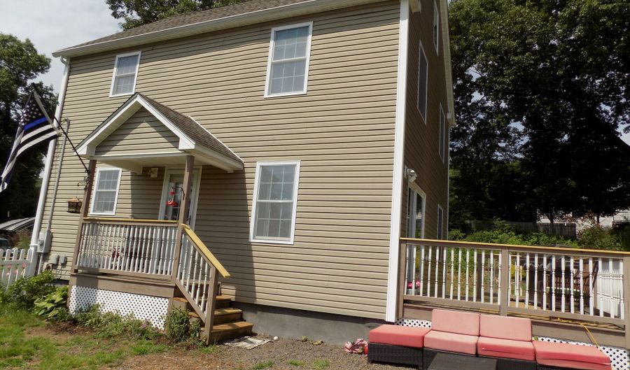 64 Dewey Ave, Bristol, CT 06010 - 3 Beds, 2 Bath