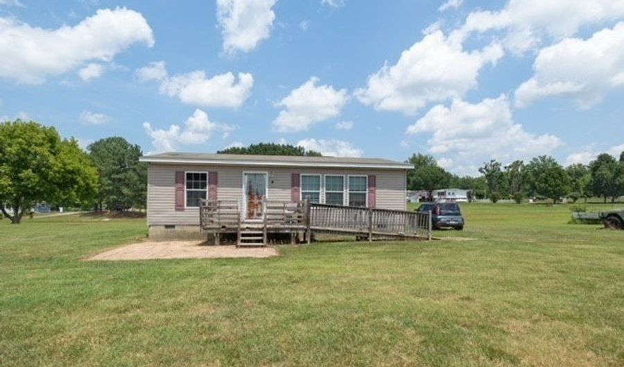 10221 Peachtree Ln, Jetersville, VA 23002 - 2 Beds, 2 Bath