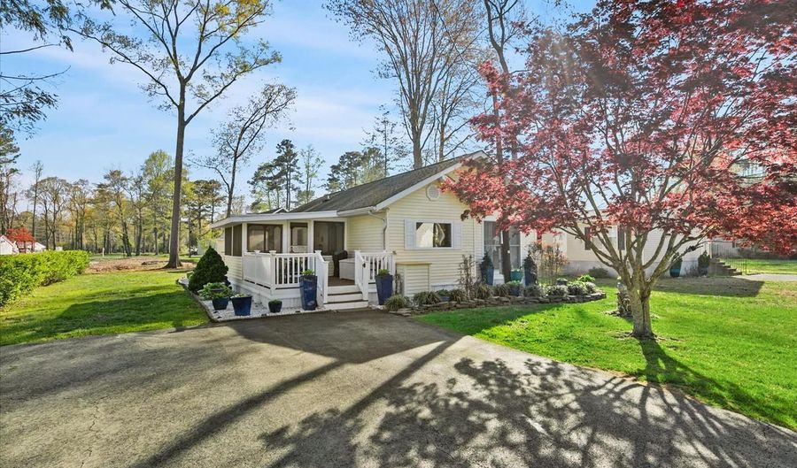 37210 FLORIDA Dr, Frankford, DE 19945 - 2 Beds, 1 Bath