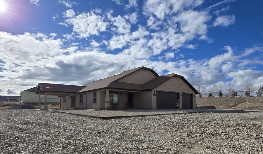 376 Four Mile Trl, Elko, NV 89801 - 3 Beds, 2 Bath