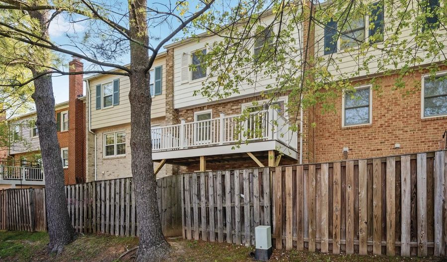 10222 ARIZONA Cir 18, Bethesda, MD 20817 - 4 Beds, 4 Bath