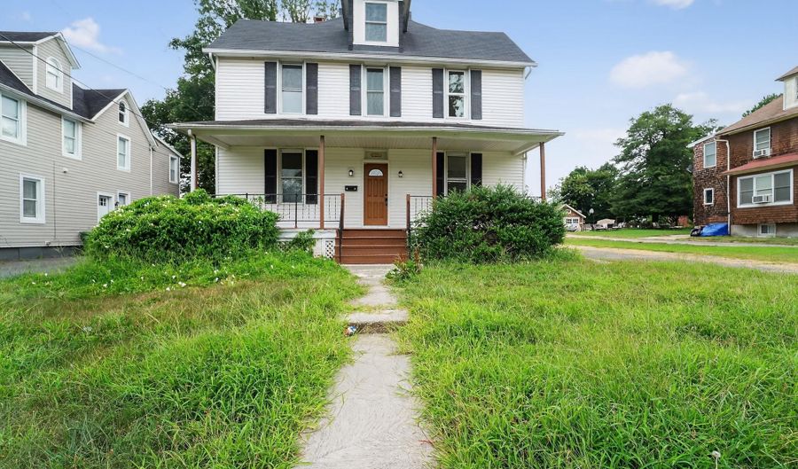 4319 BAYONNE Ave, Baltimore, MD 21206 - 7 Beds, 3 Bath