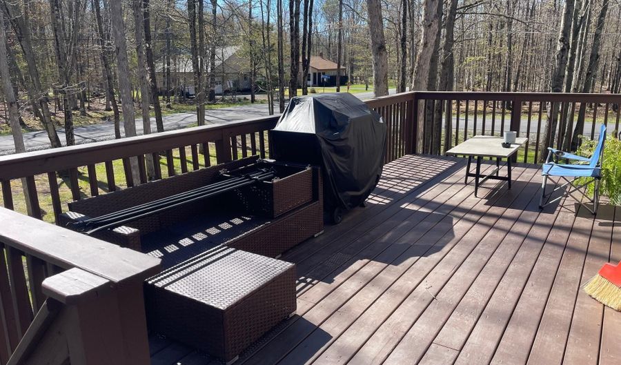 83 Fox Hill Rd, Albrightsville, PA 18210 - 3 Beds, 2 Bath