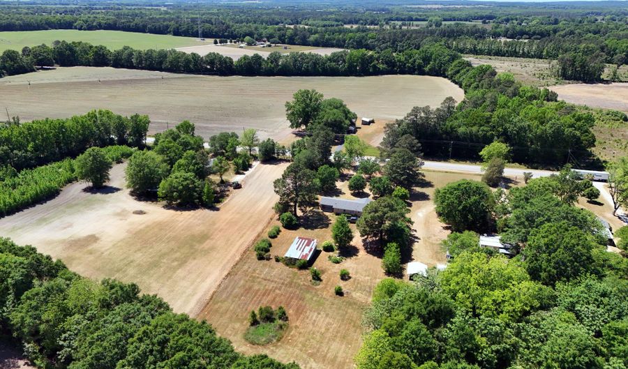 4025 Sumter Hwy, Bishopville, SC 29010 - 3 Beds, 2 Bath