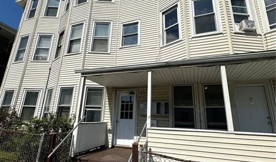 68 Grove St 3, Ansonia, CT 06401 - 3 Beds, 1 Bath