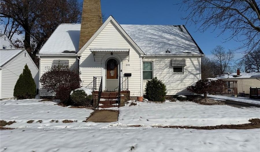 241 Arbor Dr, Alton, IL 62002 - 2 Beds, 1 Bath