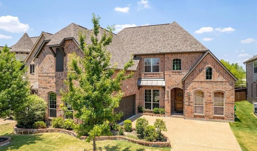 1522 Hennessey Dr, Allen, TX 75013 - 5 Beds, 3 Bath