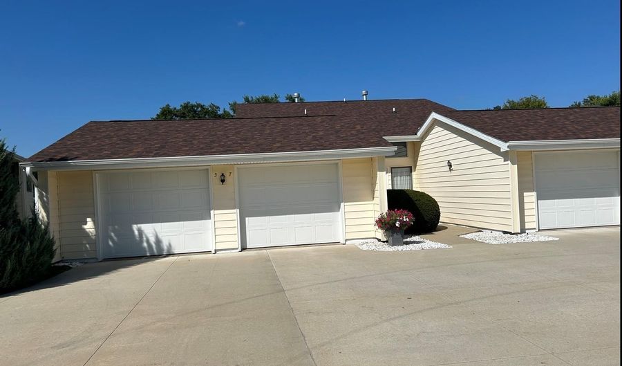 204 E 22nd St 7, Atlantic, IA 50022 - 2 Beds, 2 Bath