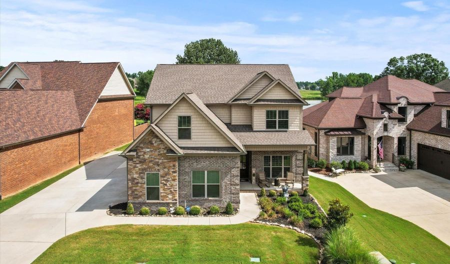 23567 Piney Creek Dr, Athens, AL 35613 - 4 Beds, 4 Bath