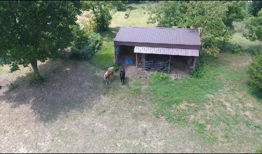 3036 Hwy P Hwy, Alton, MO 65606 - 3 Beds, 3 Bath