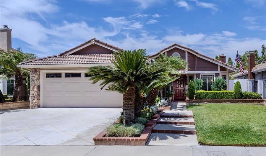 8455 E Foothill St, Anaheim, CA 92808 - 3 Beds, 2 Bath