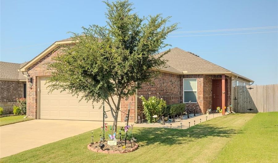 11625 Jude Way, Yukon, OK 73099 - 3 Beds, 2 Bath